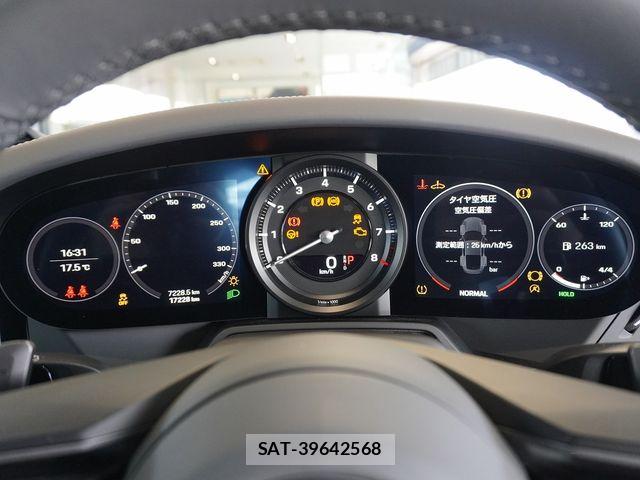 Porsche 911 2021-04 7393536-13