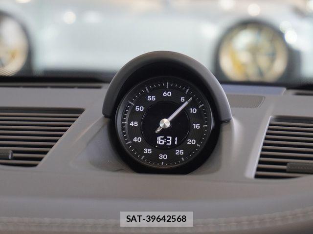 Porsche 911 2021-04 7393536-16