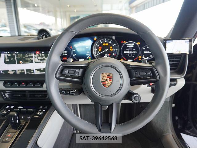 Porsche 911 2021-04 7393536-1