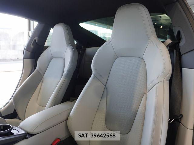 Porsche 911 2021-04 7393536-8