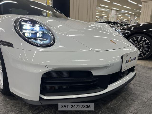 Porsche 911 2025-03 7456762-9