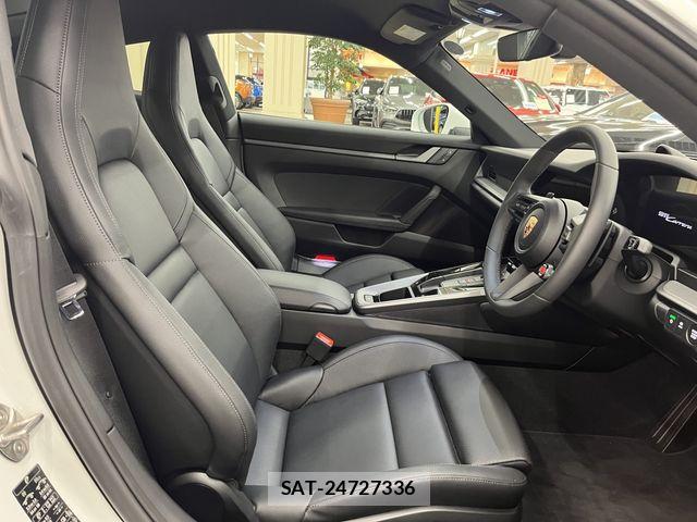 Porsche 911 2025-03 7456762-1