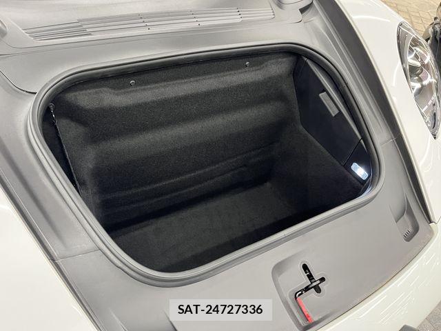 Porsche 911 2025-03 7456762-4