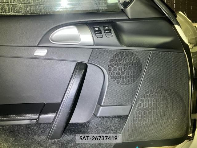 Porsche 911 2004-12 7456772-12