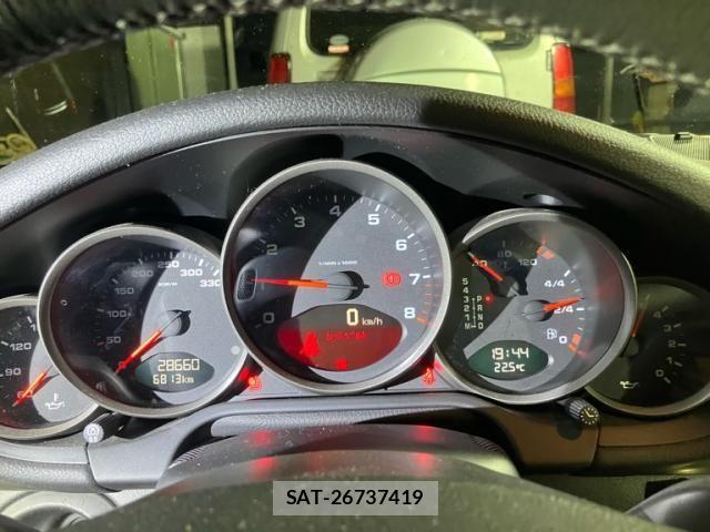 Porsche 911 2004-12 7456772-14