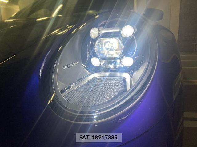 Porsche 911 2020-03 7456770-9