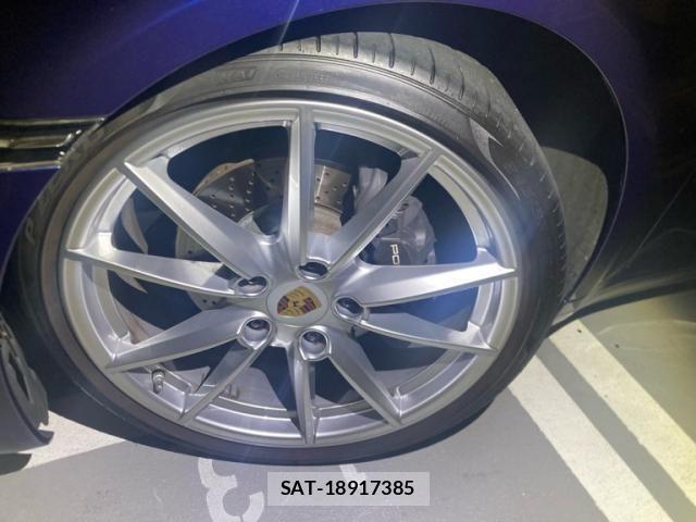 Porsche 911 2020-03 7456770-7