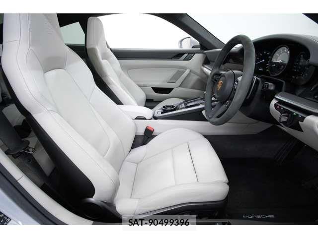 Porsche 911 2024-07 7509685-10