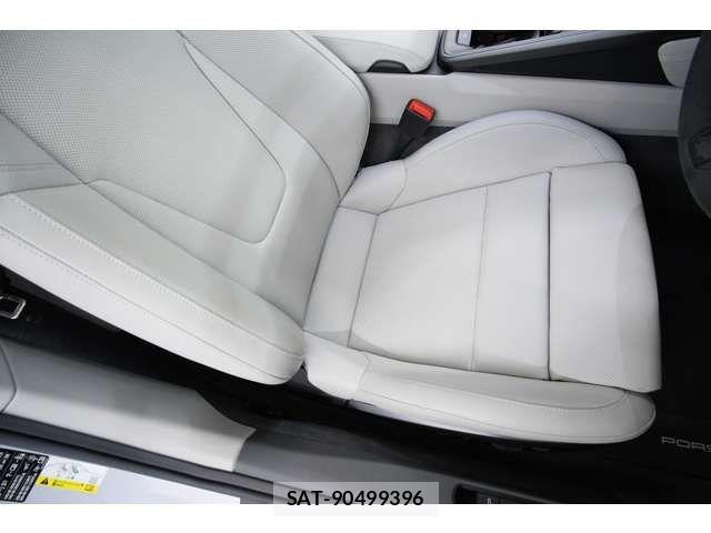 Porsche 911 2024-07 7509685-11