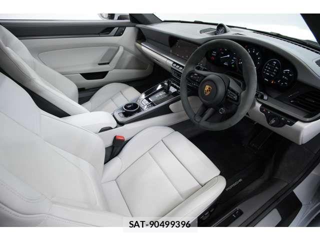 Porsche 911 2024-07 7509685-1