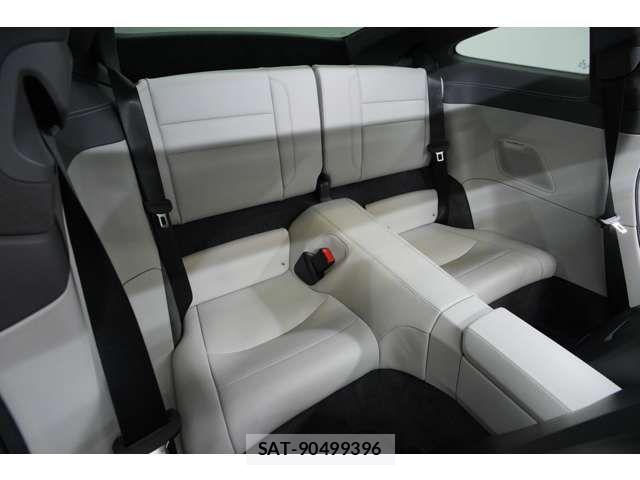 Porsche 911 2024-07 7509685-2