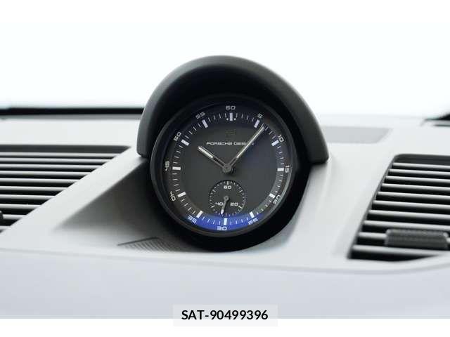 Porsche 911 2024-07 7509685-5