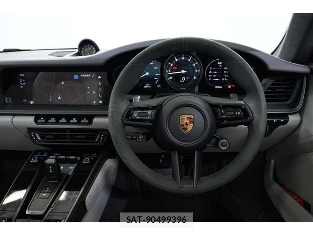 Porsche 911 2024-07 7509685-6