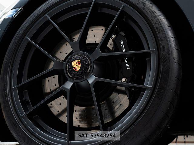 Porsche 911 2025-04 7502228-1