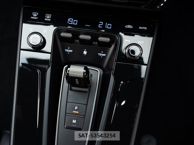 Porsche 911 2025-04 7502228-23