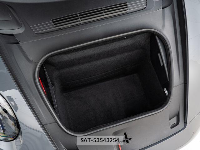 Porsche 911 2025-04 7502228-28