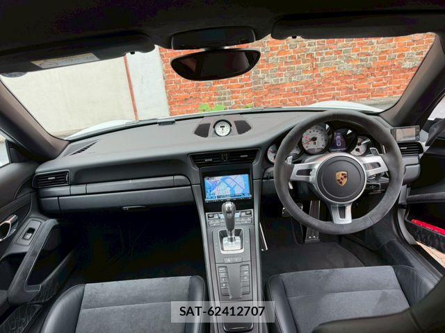 Porsche 911 2015-12 7502229-1