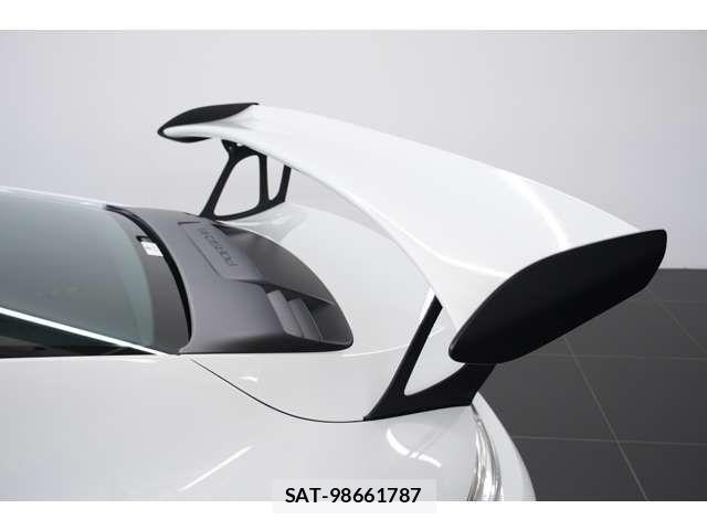 Porsche 911 2016-05 7509684-11