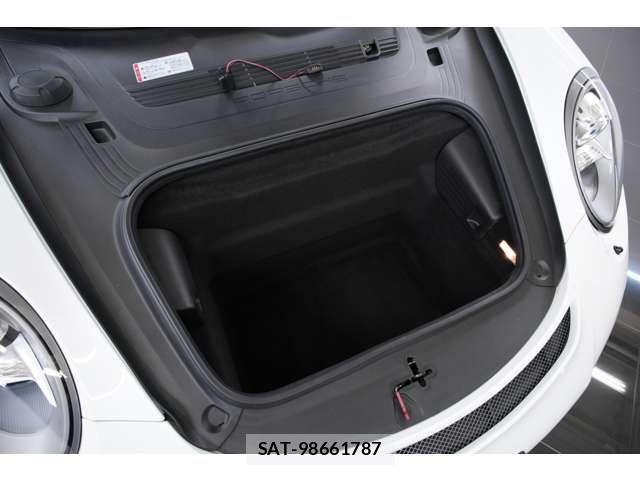 Porsche 911 2016-05 7509684-3