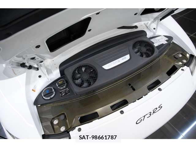 Porsche 911 2016-05 7509684-5