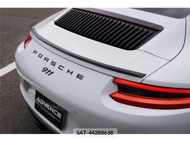 Porsche 911 2019-06 7502230-12