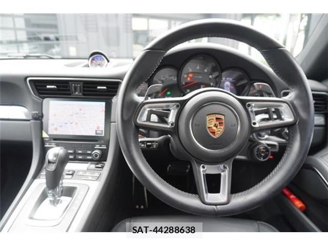 Porsche 911 2019-06 7502230-14