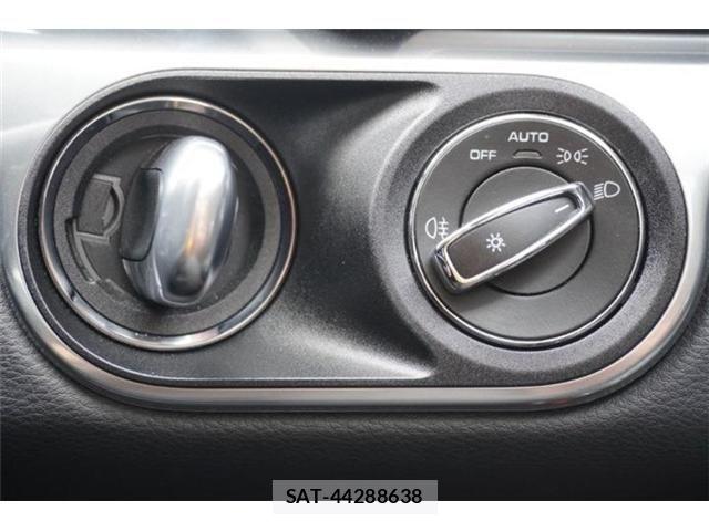 Porsche 911 2019-06 7502230-27
