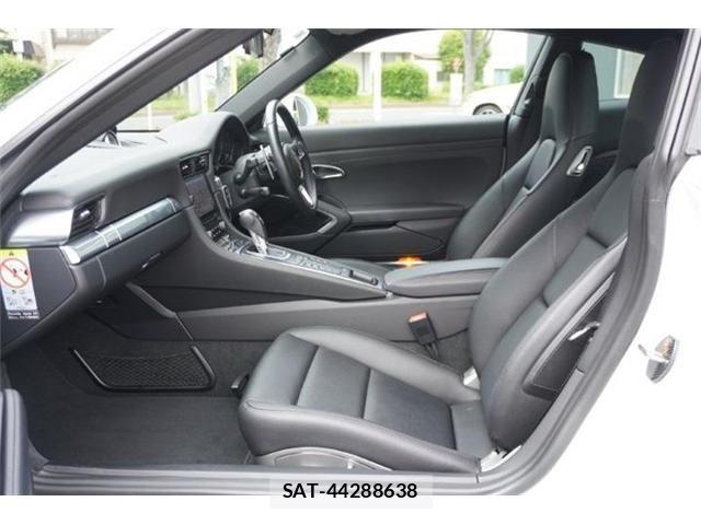 Porsche 911 2019-06 7502230-5