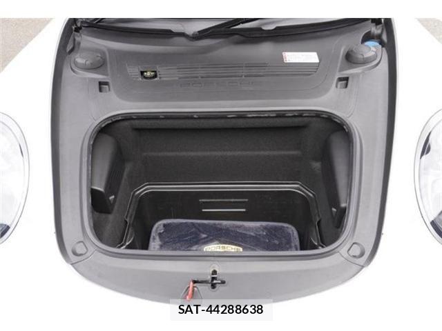 Porsche 911 2019-06 7502230-6