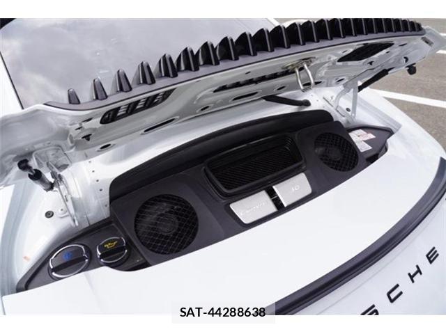 Porsche 911 2019-06 7502230-8