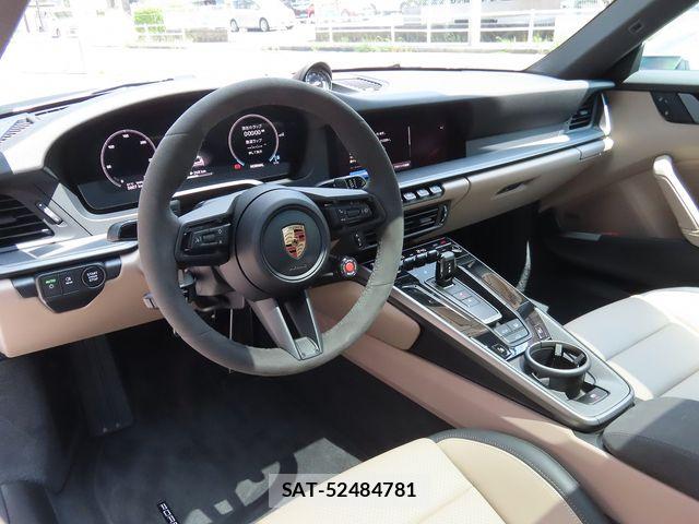 Porsche 911 2025-03 7727198-1