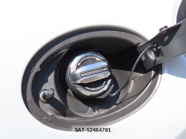 Porsche 911 2025-03 7727198-28