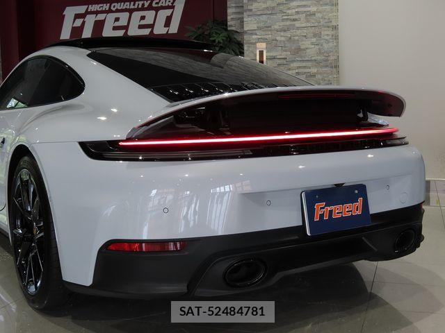 Porsche 911 2025-03 7727198-6