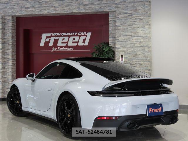 Porsche 911 2025-03 7727198-7