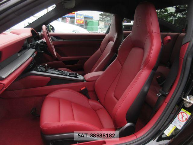 Porsche 911 2025-01 7727197-10