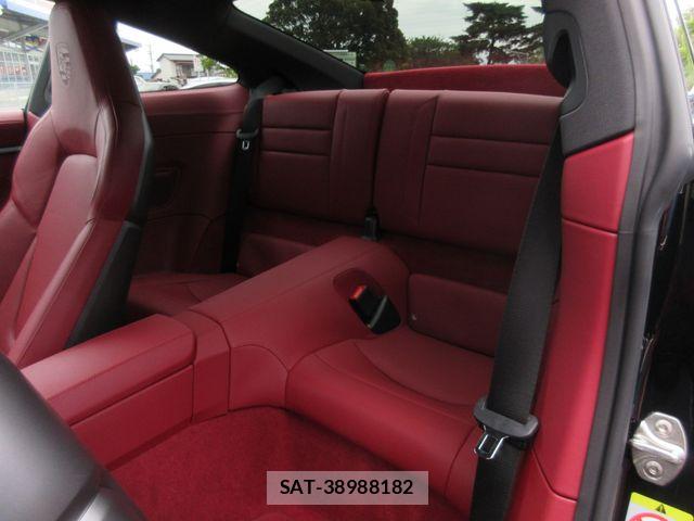Porsche 911 2025-01 7727197-13