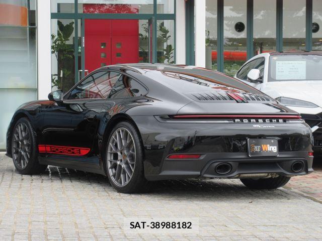 Porsche 911 2025-01 7727197-7