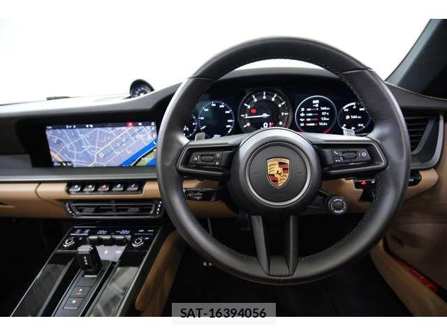 Porsche 911 2019-08 7788209-9