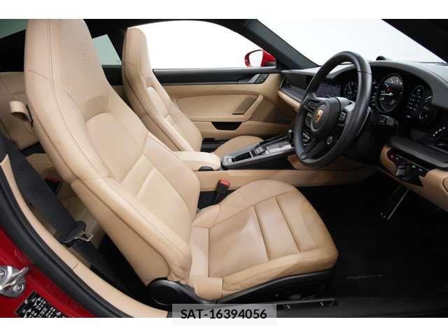 Porsche 911 2019-08 7788209-10