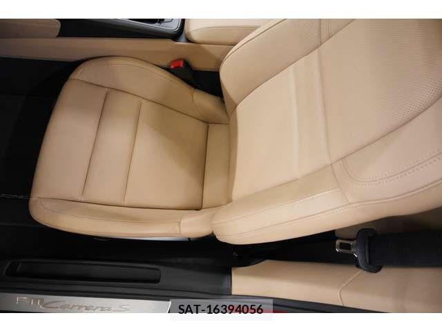 Porsche 911 2019-08 7788209-17