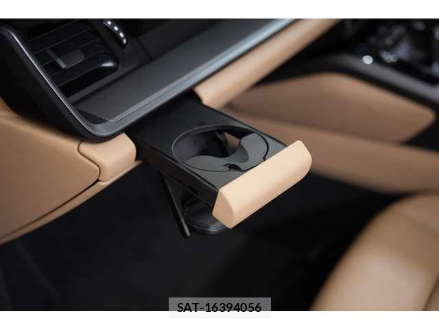 Porsche 911 2019-08 7788209-2