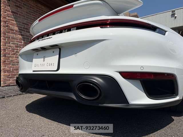 Porsche 911 2021-06 7878769-12