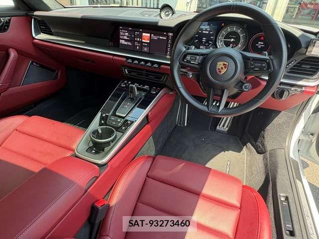 Porsche 911 2021-06 7878769-3
