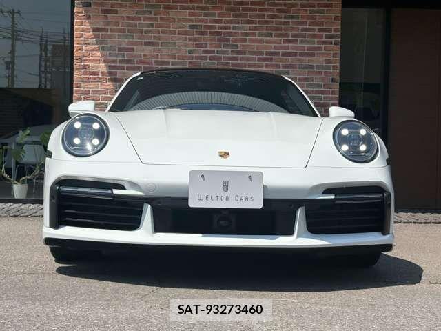 Porsche 911 2021-06 7878769-4