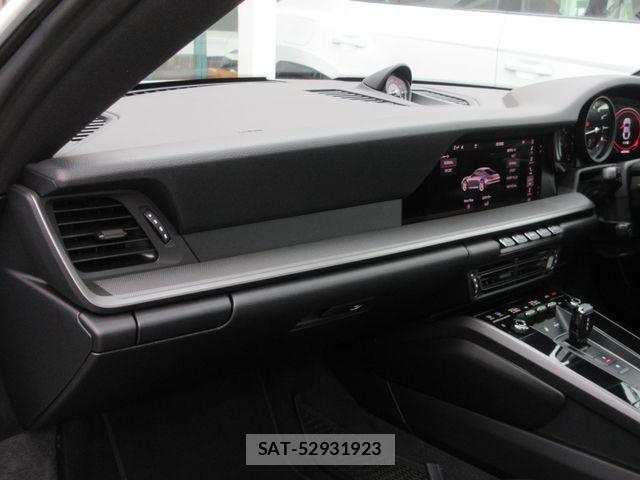 Porsche 911 2020-02 7903229-17