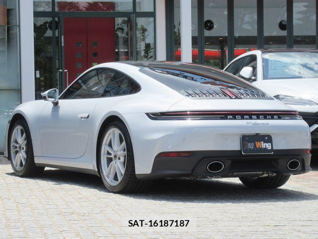 Porsche 911 2025-02 7980585-9
