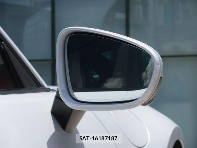 Porsche 911 2025-02 7980585-12