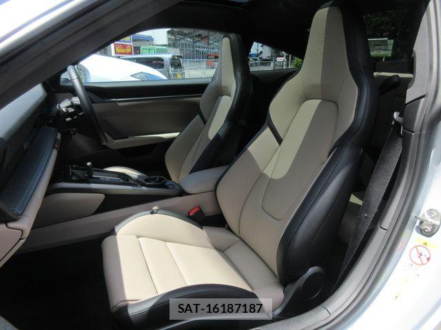 Porsche 911 2025-02 7980585-13
