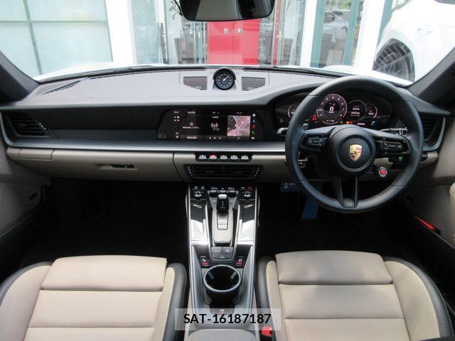 Porsche 911 2025-02 7980585-1