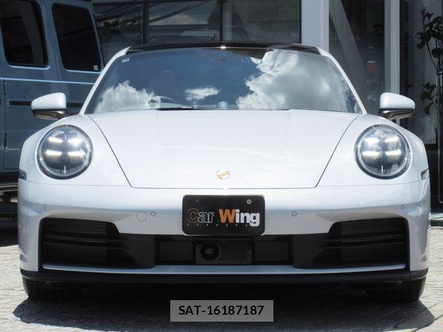 Porsche 911 2025-02 7980585-2